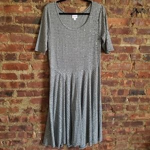 NWOT LuLaRoe stretchy Nicole dress - 2XL